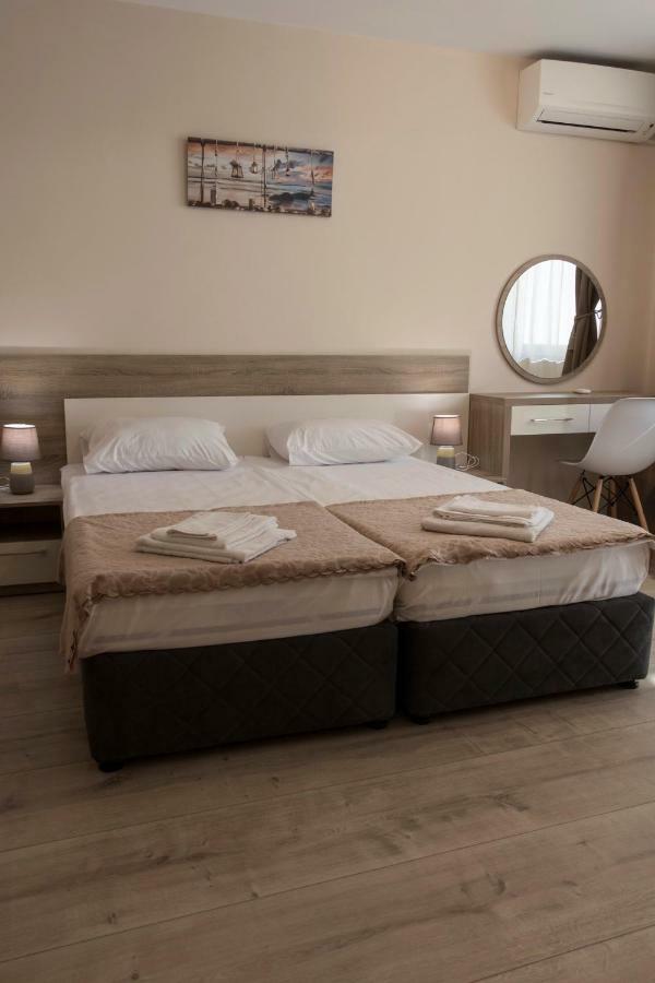 Margis Home Burgas Stad Buitenkant foto