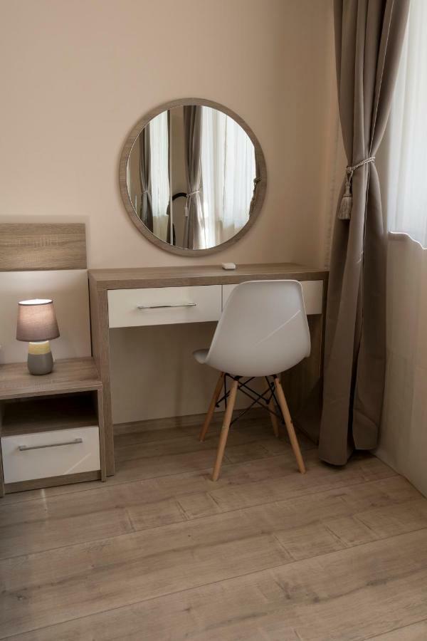 Margis Home Burgas Stad Buitenkant foto