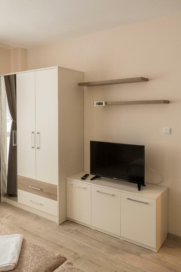 Margis Home Burgas Stad Buitenkant foto